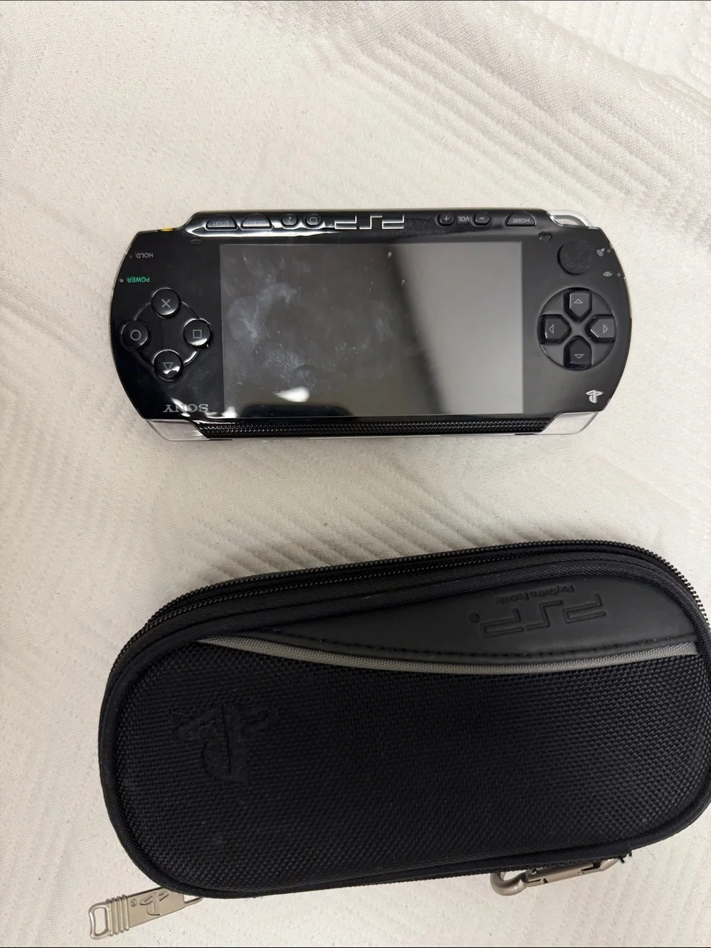 Sony PSP 3000 Handheld Console in Black with Soft Zip Case